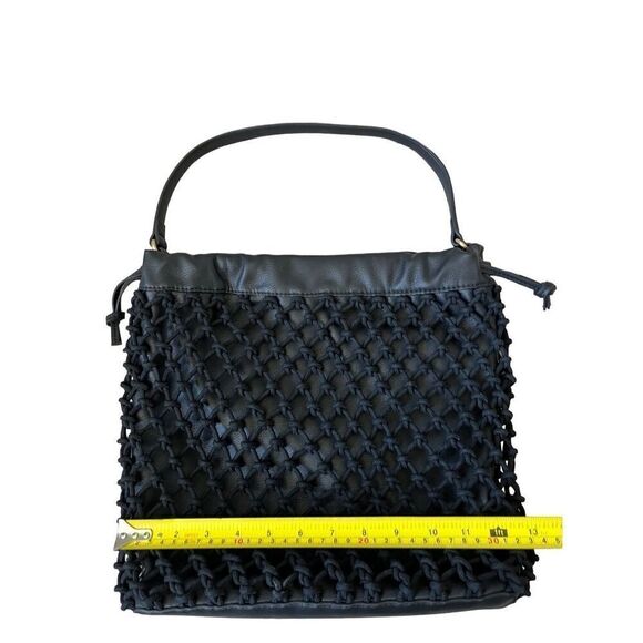 NWT Elizabeth and James Mesh Market Shoulder Bag Tote Black - Picture 6 of 16